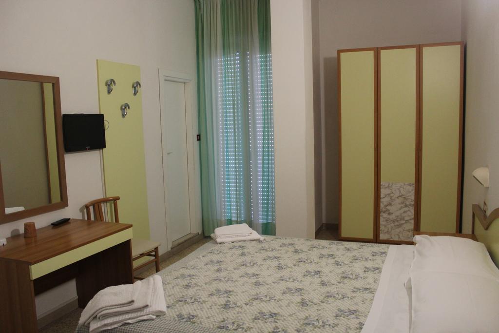 Hotel Santini Rimini Extérieur photo